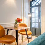 Longtail Oporto Apartments
